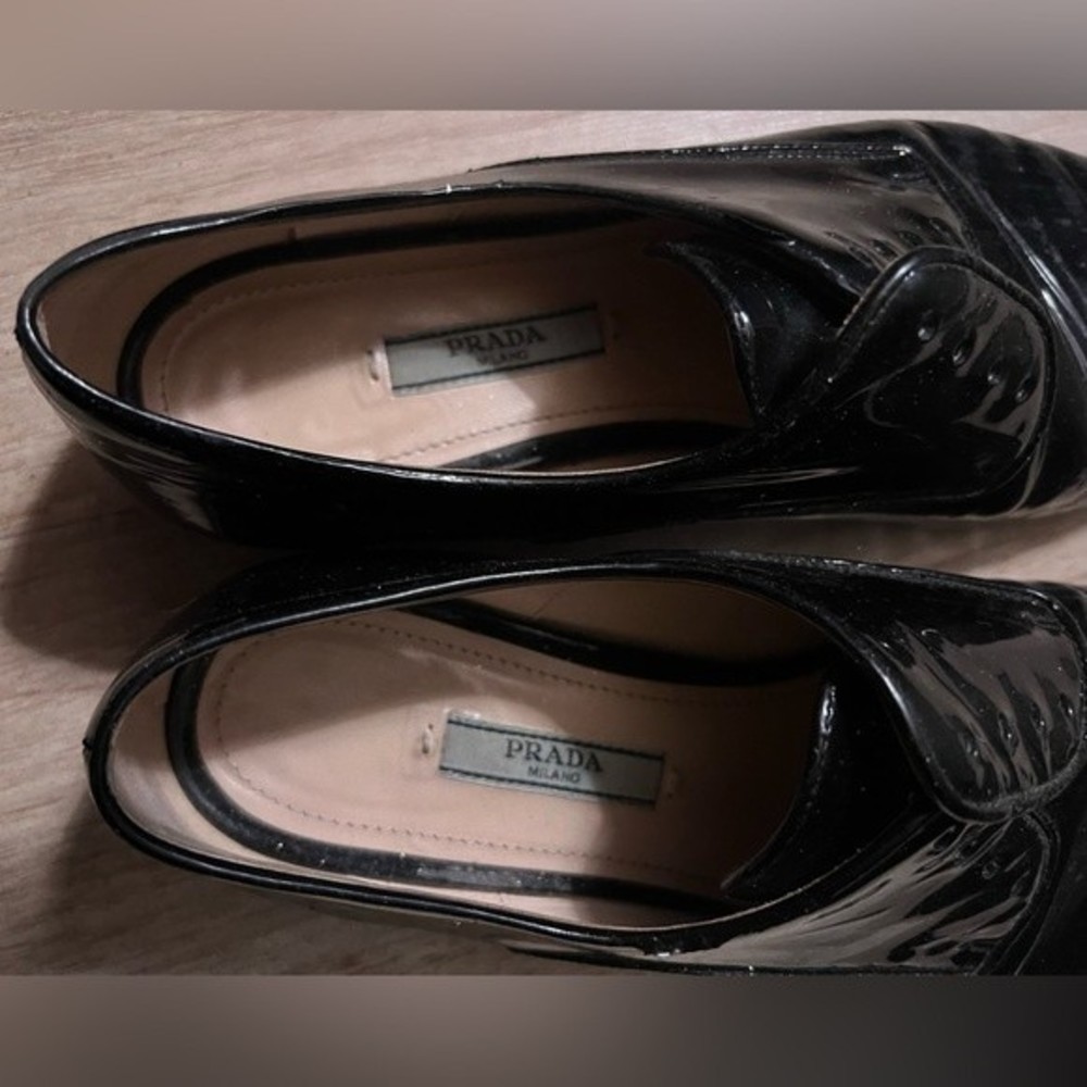 Prada Women’s Black Leather Oxford Dress Shoes Size 37.5 / 7.5 - Picture 4 of 13